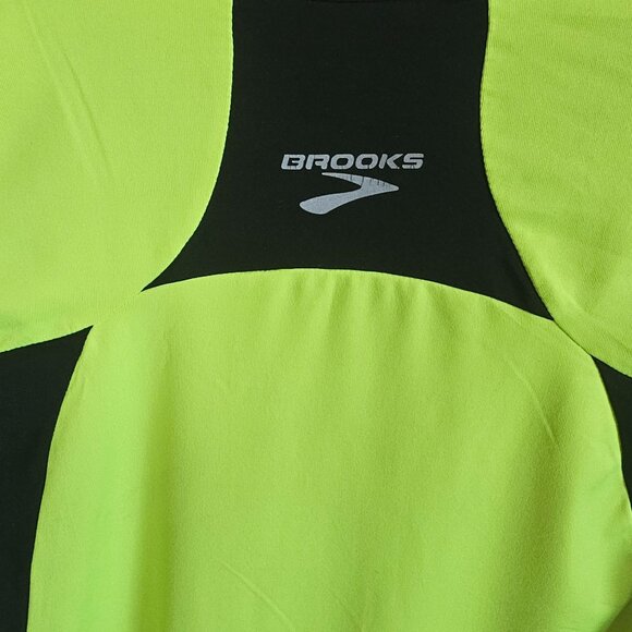 Brooks Kids Neon Yellow & Black Athletic Shirt Size M With Reflective Accents - Picture 5 of 6